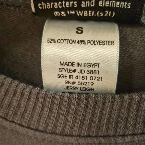 FRIENDS Gray Graphic Long Sleeve - Picture 5 of 9